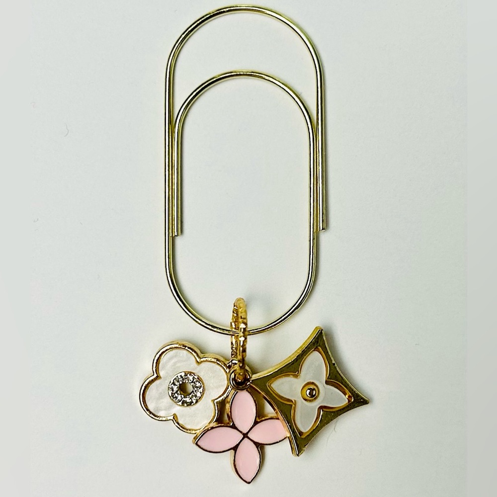 Bookmark paperclip with cute 3-charms gold for agenda planners